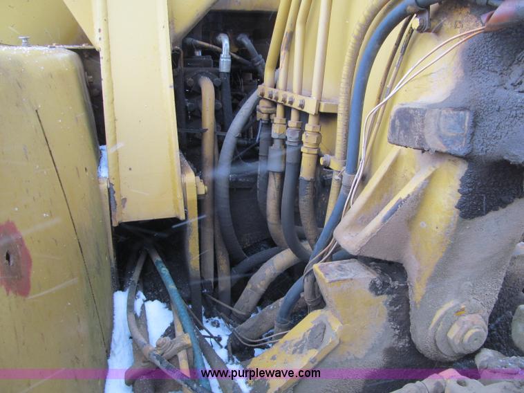 image for item F5967 1974 Caterpillar 613B elevating scraper