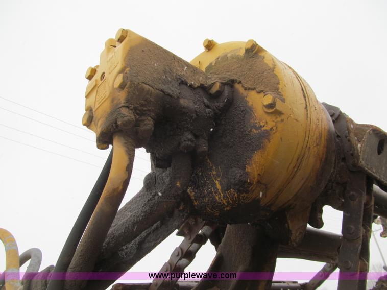 image for item F5967 1974 Caterpillar 613B elevating scraper