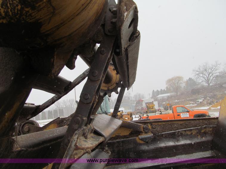 image for item F5967 1974 Caterpillar 613B elevating scraper