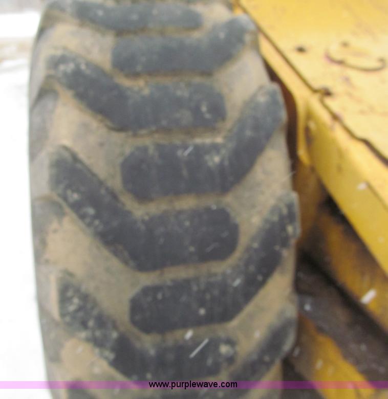 image for item F5967 1974 Caterpillar 613B elevating scraper