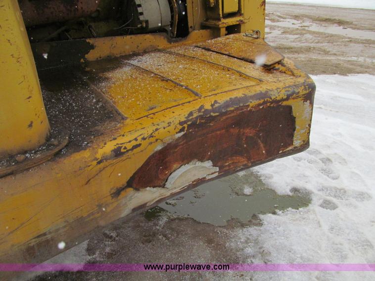 image for item F5967 1974 Caterpillar 613B elevating scraper