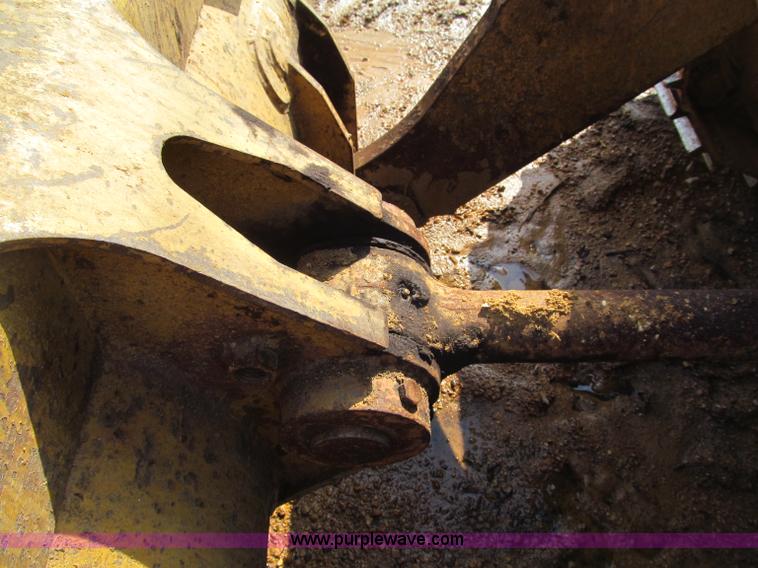 image for item F5968 Caterpillar 953 LGP track loader