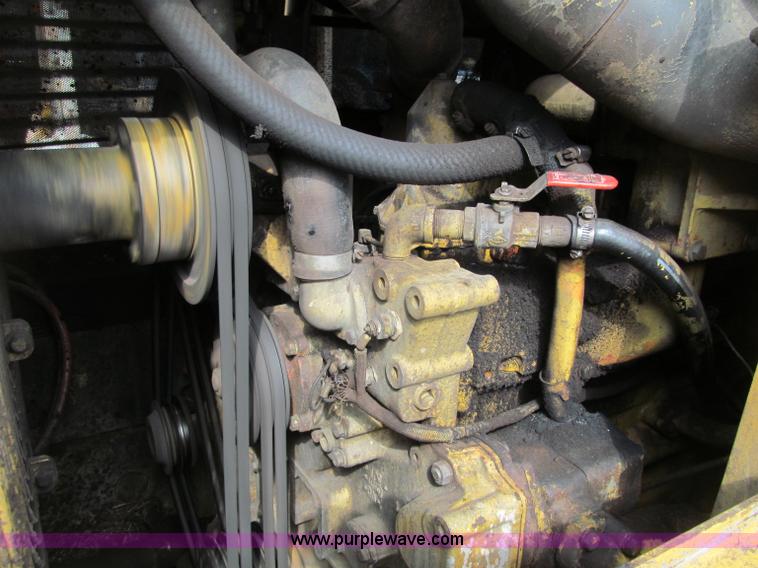 image for item F5968 Caterpillar 953 LGP track loader