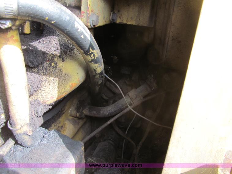 image for item F5968 Caterpillar 953 LGP track loader