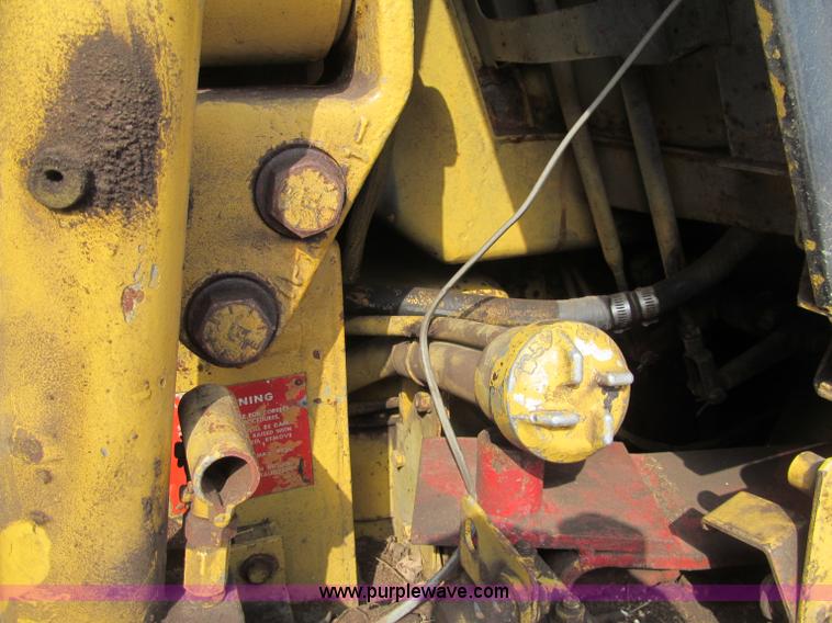 image for item F5968 Caterpillar 953 LGP track loader