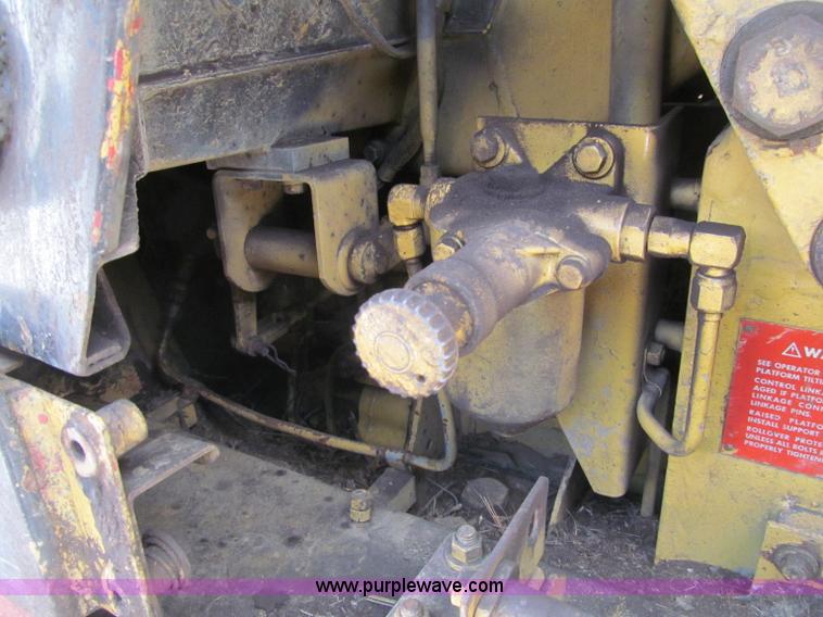 image for item F5968 Caterpillar 953 LGP track loader