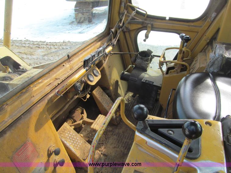 image for item F5968 Caterpillar 953 LGP track loader