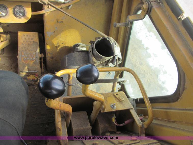 image for item F5968 Caterpillar 953 LGP track loader