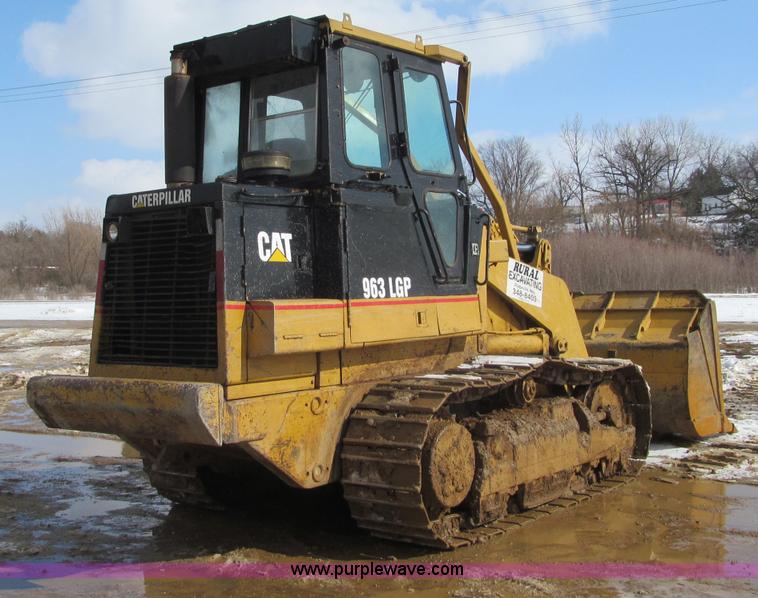 image for item F5969 1983 Caterpillar 963 LGP track loader