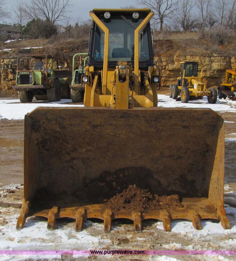 image for item F5969 1983 Caterpillar 963 LGP track loader