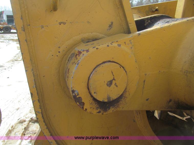 image for item F5969 1983 Caterpillar 963 LGP track loader