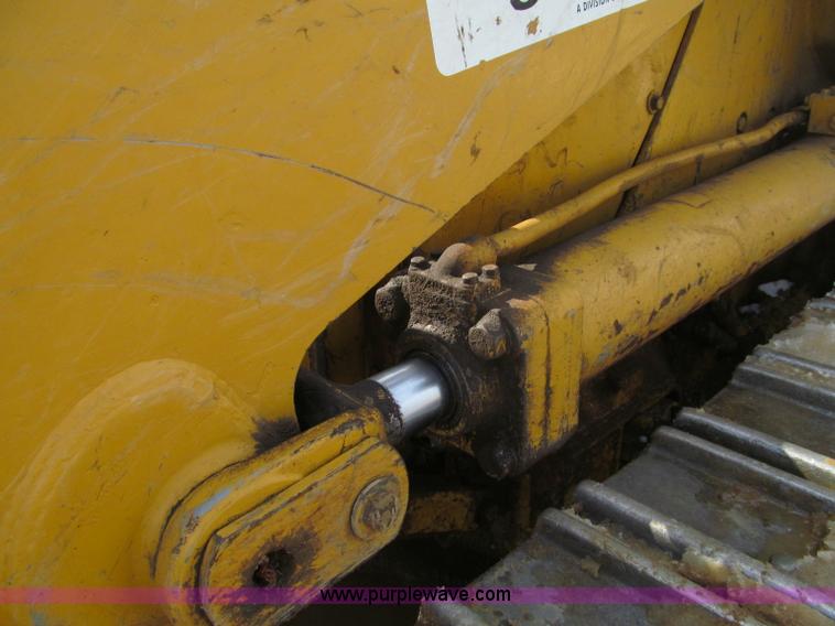 image for item F5969 1983 Caterpillar 963 LGP track loader