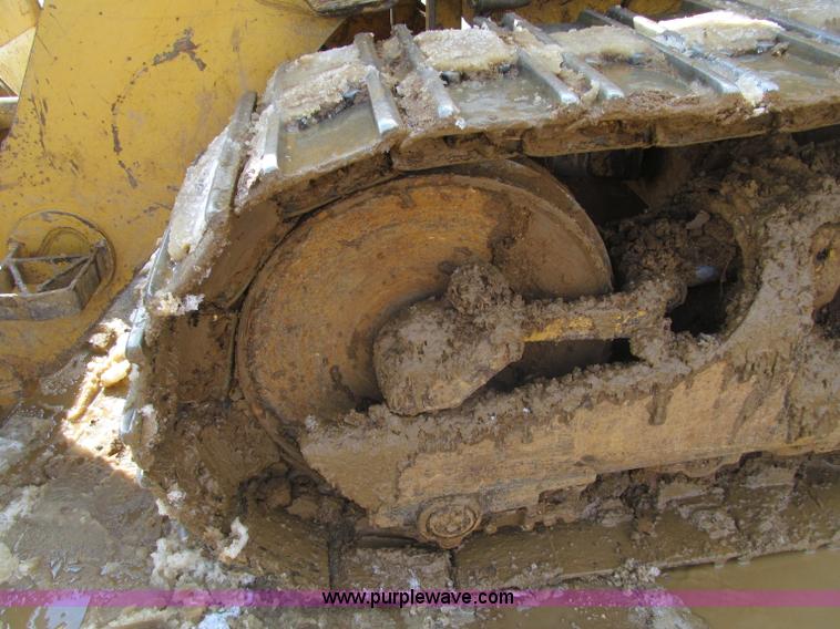 image for item F5969 1983 Caterpillar 963 LGP track loader