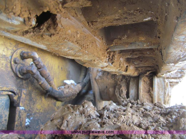 image for item F5969 1983 Caterpillar 963 LGP track loader