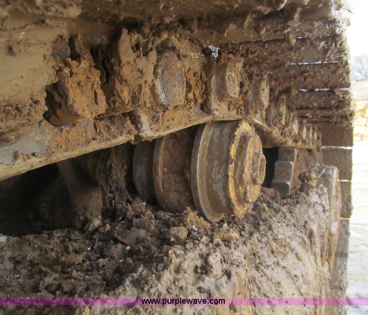 image for item F5969 1983 Caterpillar 963 LGP track loader