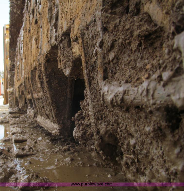 image for item F5969 1983 Caterpillar 963 LGP track loader