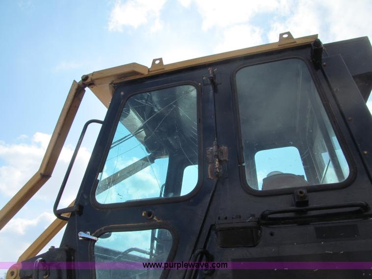 image for item F5969 1983 Caterpillar 963 LGP track loader