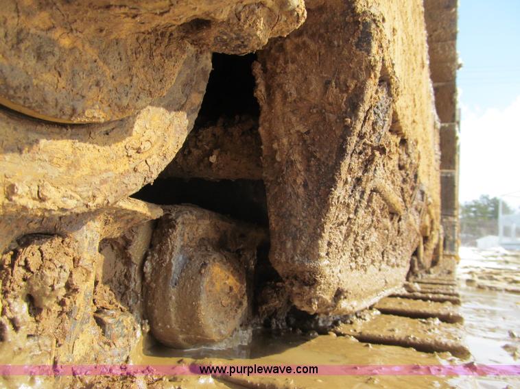 image for item F5969 1983 Caterpillar 963 LGP track loader