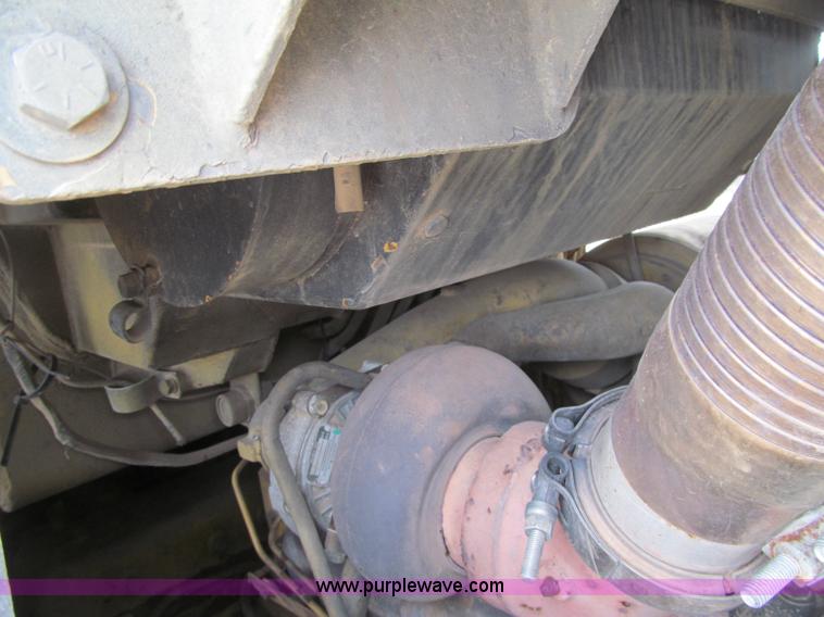 image for item F5969 1983 Caterpillar 963 LGP track loader