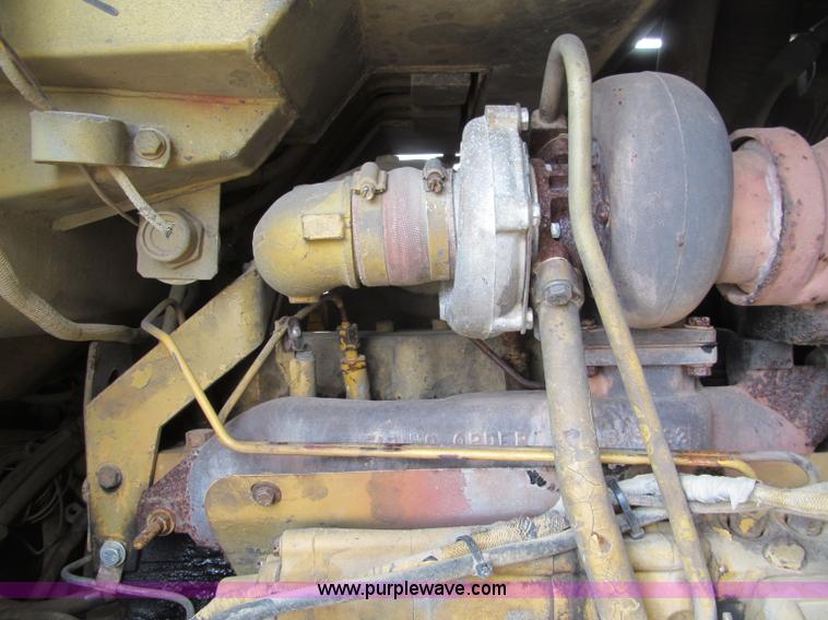 image for item F5969 1983 Caterpillar 963 LGP track loader