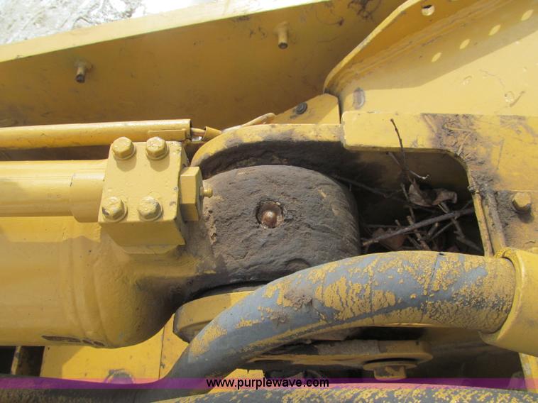 image for item F5969 1983 Caterpillar 963 LGP track loader