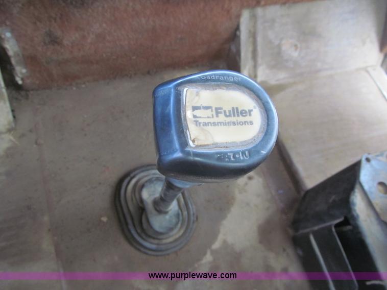 image for item F5971 1985 International F-9370 semi truck