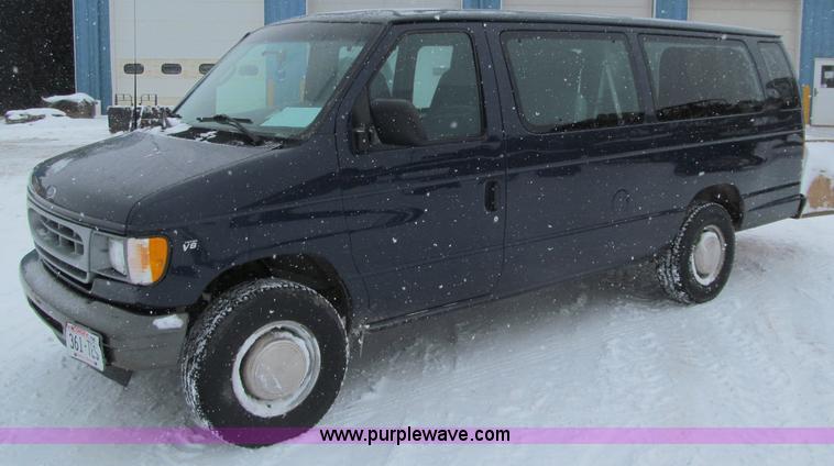 image for item F5973 2001 Ford Econoline E350 Extended van