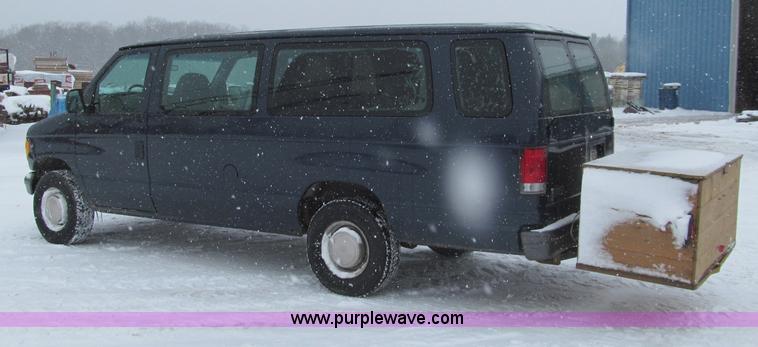 image for item F5973 2001 Ford Econoline E350 Extended van