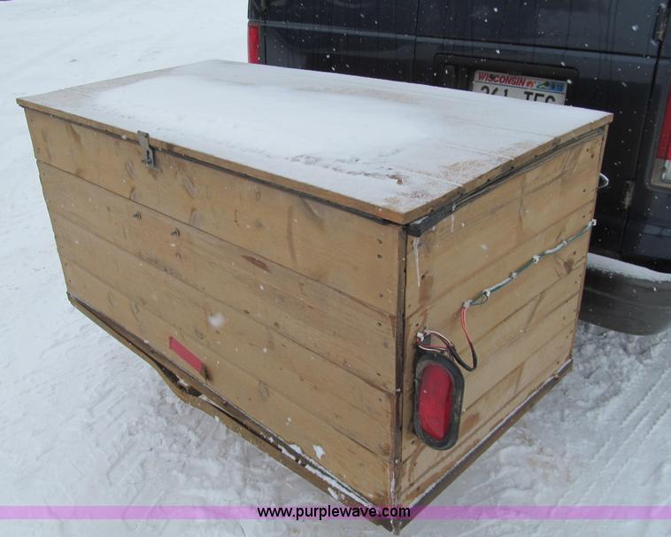 image for item F5973 2001 Ford Econoline E350 Extended van