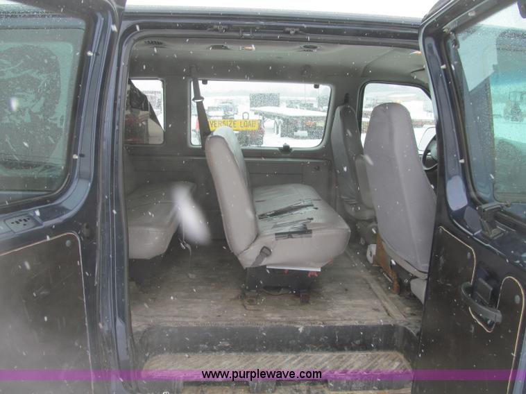 image for item F5973 2001 Ford Econoline E350 Extended van