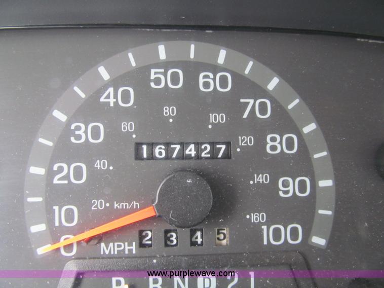 image for item F5973 2001 Ford Econoline E350 Extended van