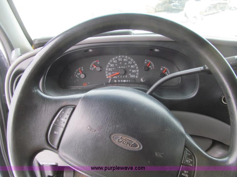 image for item F5973 2001 Ford Econoline E350 Extended van