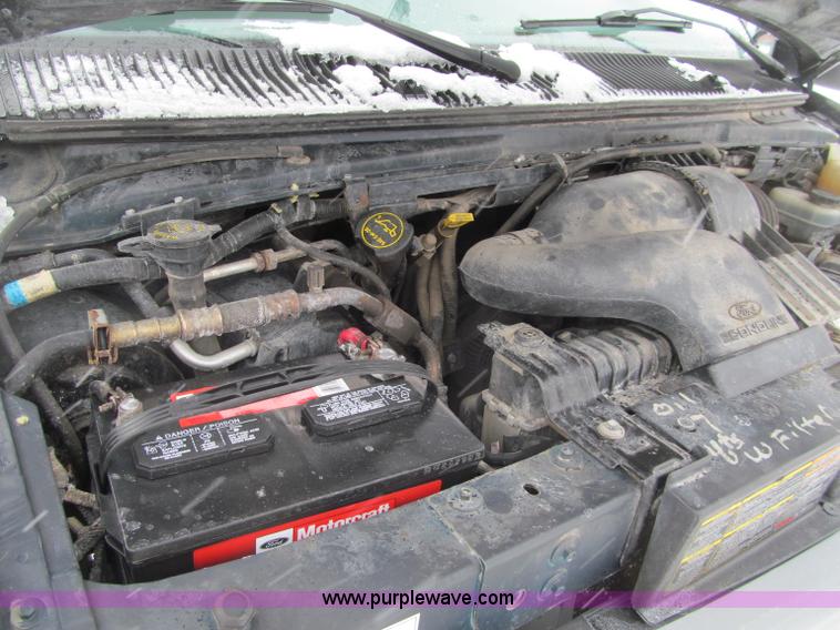 image for item F5973 2001 Ford Econoline E350 Extended van