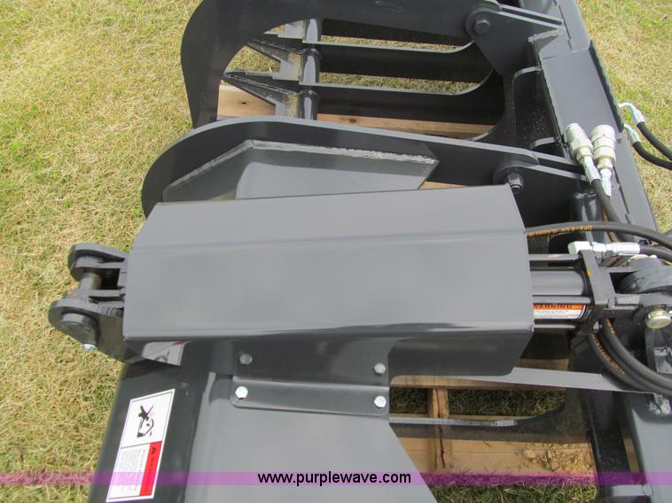 image for item F5980 Stout XHD84 brush grapple attachment