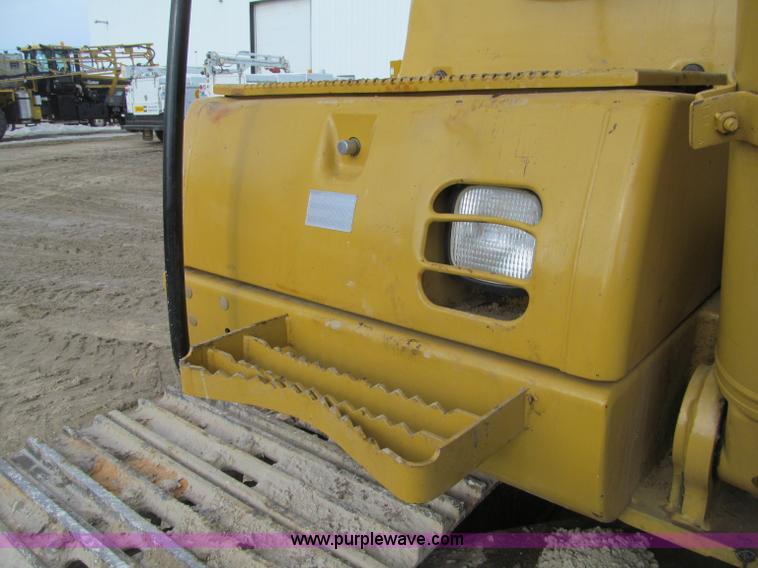 image for item F5999 2006 Caterpillar 320CL excavator
