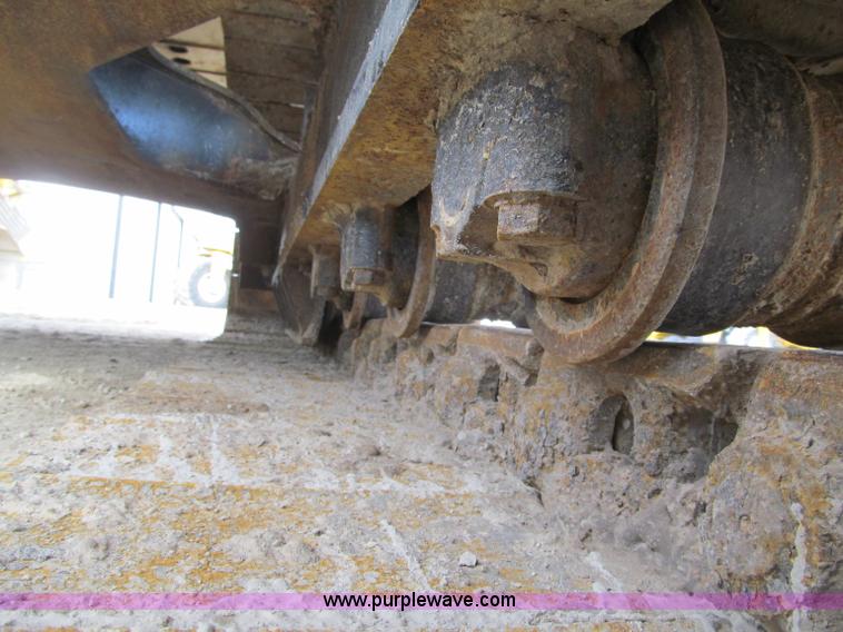 image for item F5999 2006 Caterpillar 320CL excavator