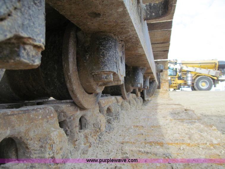 image for item F5999 2006 Caterpillar 320CL excavator