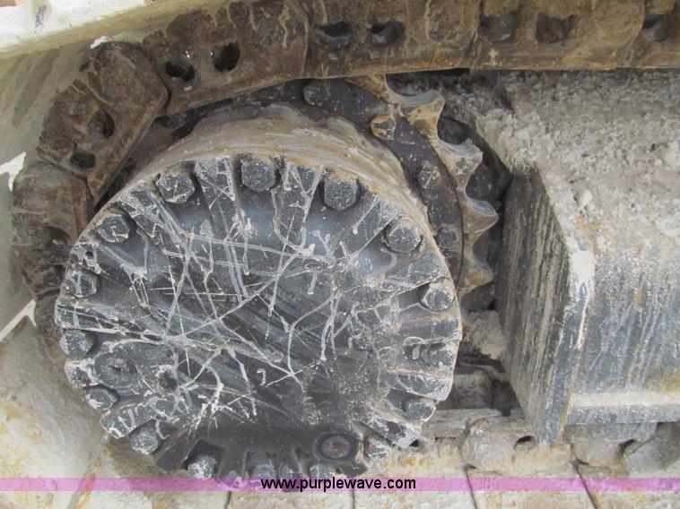 image for item F5999 2006 Caterpillar 320CL excavator