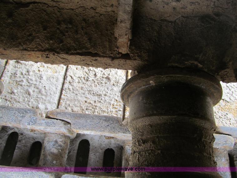 image for item F5999 2006 Caterpillar 320CL excavator