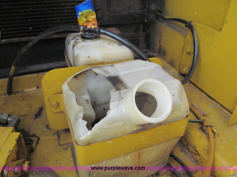 image for item F5999 2006 Caterpillar 320CL excavator