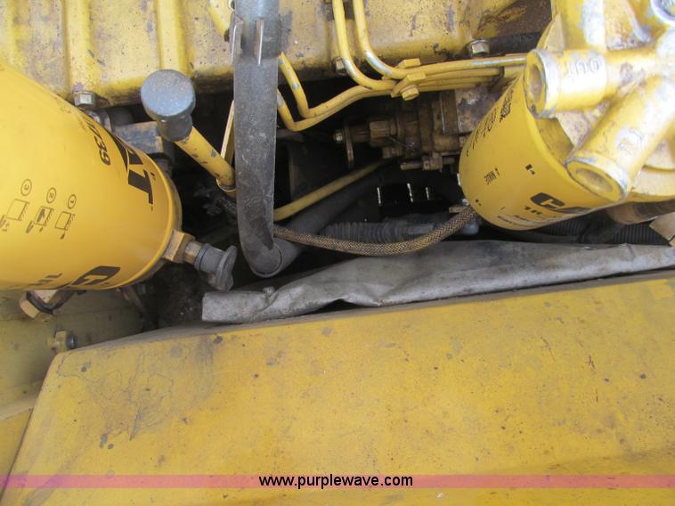 image for item F5999 2006 Caterpillar 320CL excavator