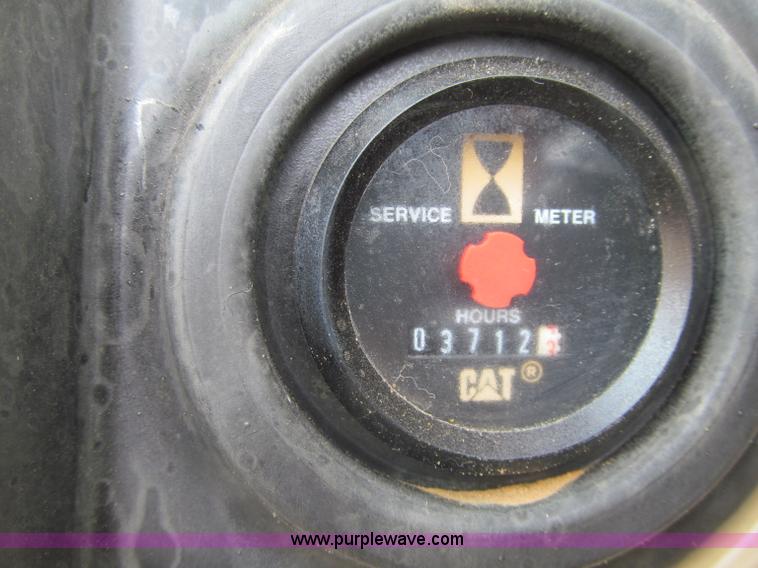 image for item F5999 2006 Caterpillar 320CL excavator