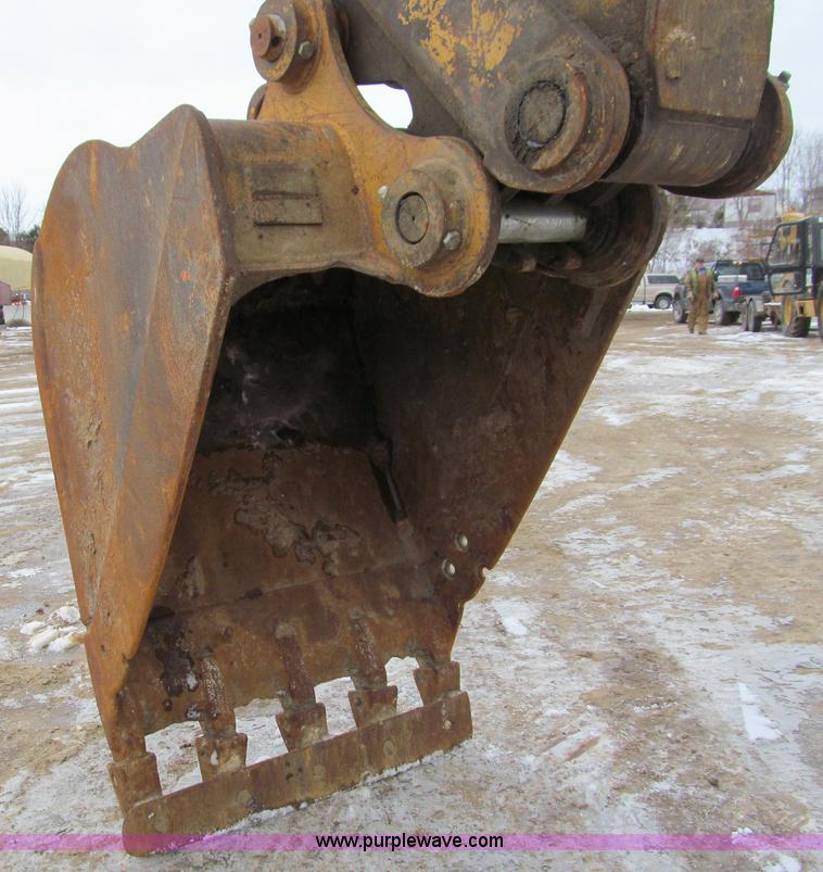 image for item I9817 1998 Caterpillar 311B excavator