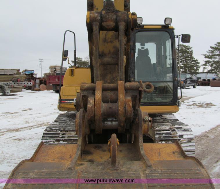 image for item I9817 1998 Caterpillar 311B excavator