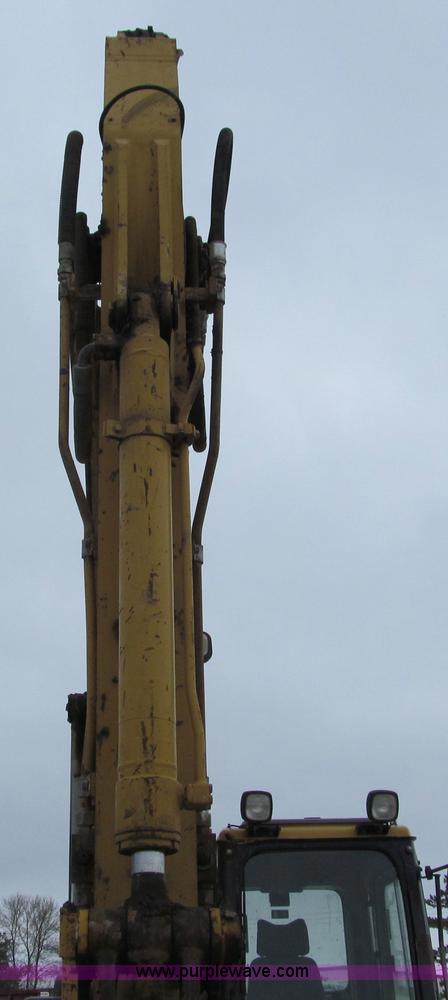 image for item I9817 1998 Caterpillar 311B excavator