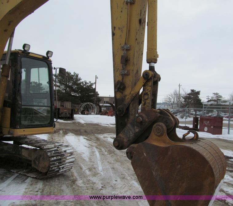 image for item I9817 1998 Caterpillar 311B excavator