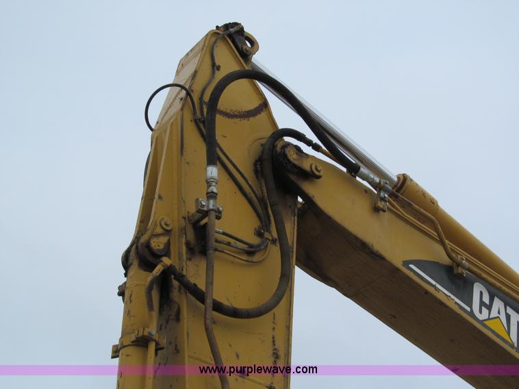 image for item I9817 1998 Caterpillar 311B excavator