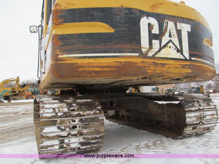 image for item I9817 1998 Caterpillar 311B excavator