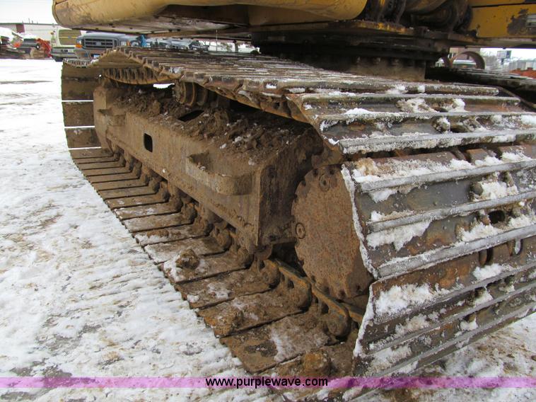 image for item I9817 1998 Caterpillar 311B excavator