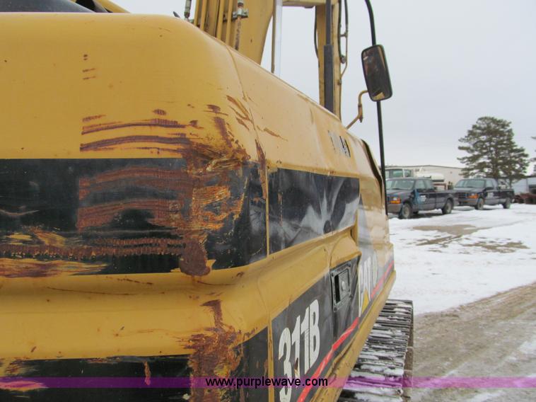 image for item I9817 1998 Caterpillar 311B excavator